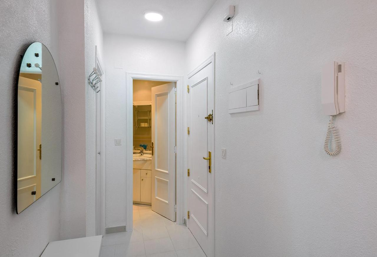 Marinasunbeach Apartamento La Sal 2 ตอร์เรเวียคา ภายนอก รูปภาพ
